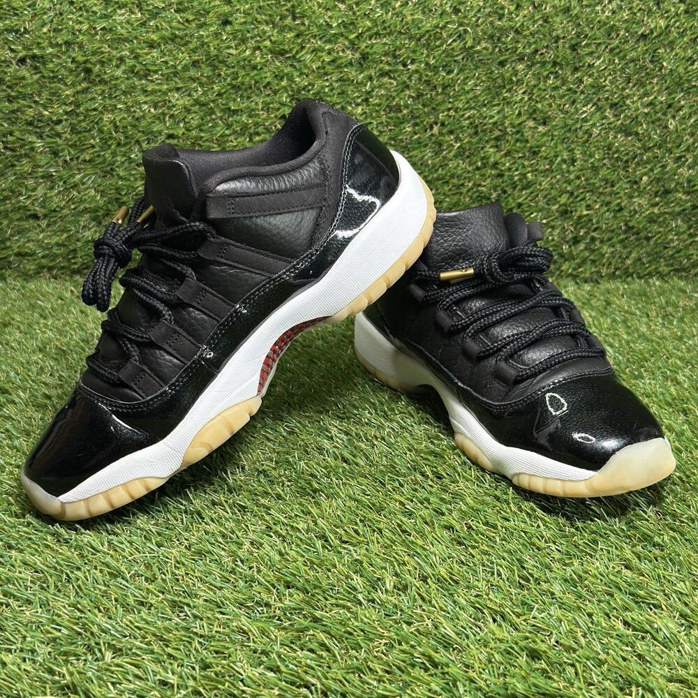 Air Jordan 11 Low Top 72-10 Sneakers Black/White Size 7Y GS 2022 528896-001